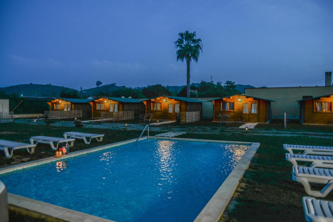 Hotel Mahalo Glamping Fuengirola Exterior foto